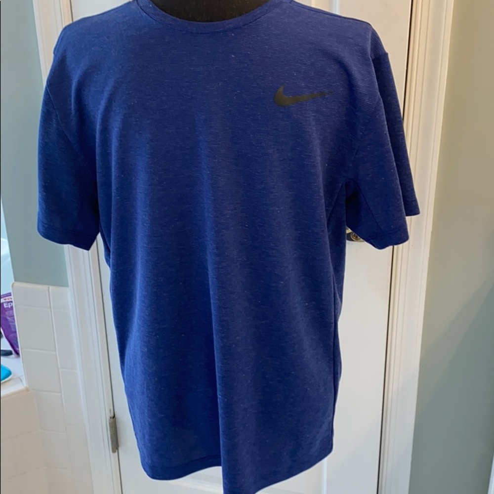 Nike Dry Fit T-Shirt